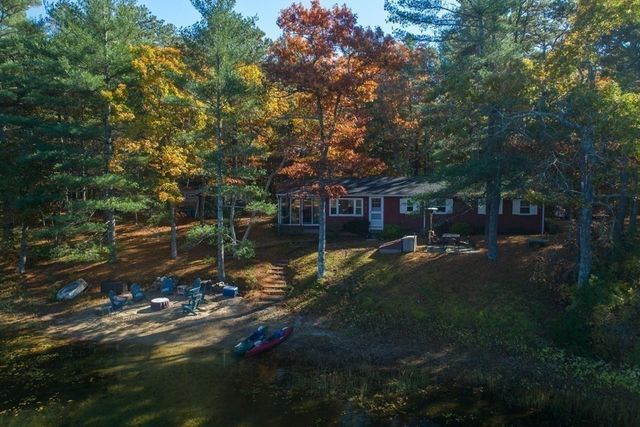 1029 Old Sandwich Rd, Plymouth, MA 02360