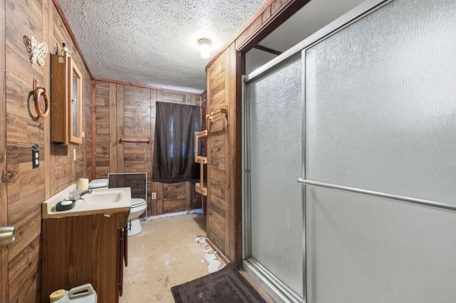 110 Ebon Road, Wellington, KY 40387