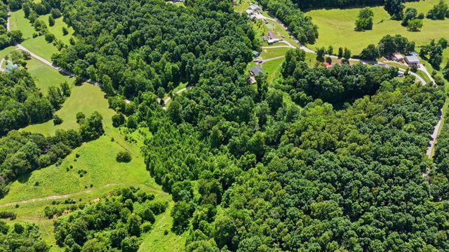 110 Ebon Road, Wellington, KY 40387