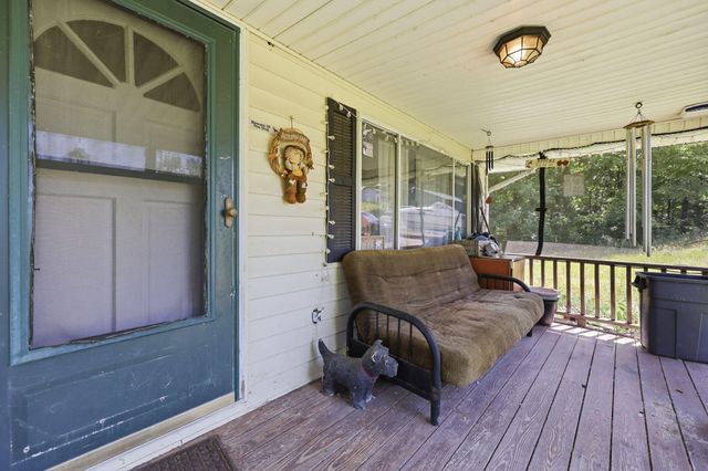 110 Ebon Road, Wellington, KY 40387