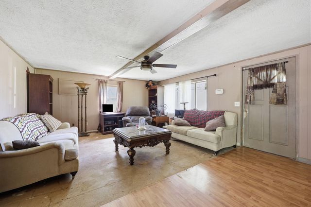 110 Ebon Road, Wellington, KY 40387