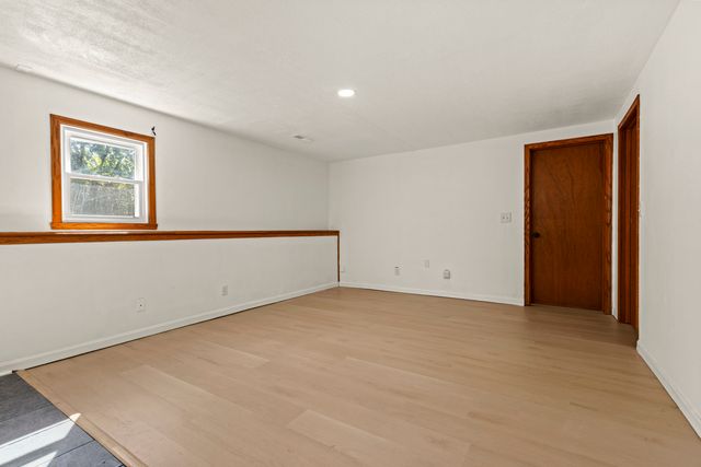 6043 Windsor Road, Loves Park, IL 61111