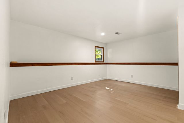6043 Windsor Road, Loves Park, IL 61111