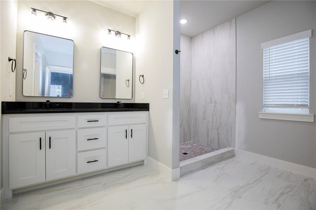 17 S Kirby, Bella Vista, AR 72714