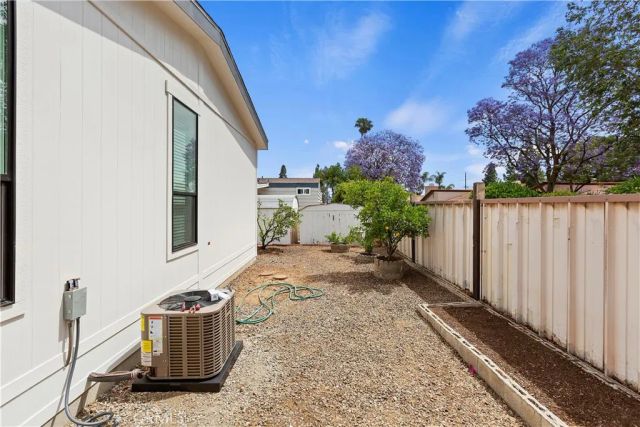 991 NORWICH, Corona, CA 92882