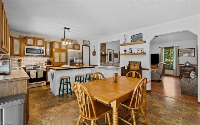 1013 Lacy Hepler Road, Thomasville, NC 27360