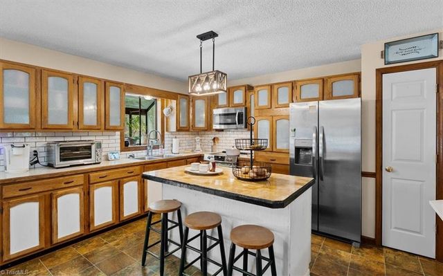 1013 Lacy Hepler Road, Thomasville, NC 27360