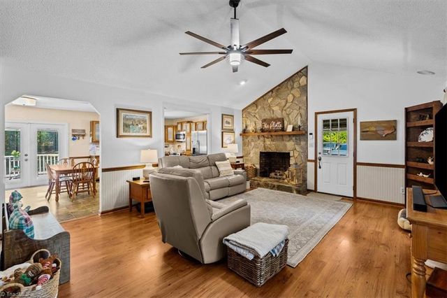 1013 Lacy Hepler Road, Thomasville, NC 27360