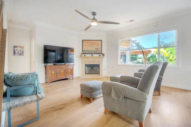 3594 Granite Ct, Carlsbad, CA 92010