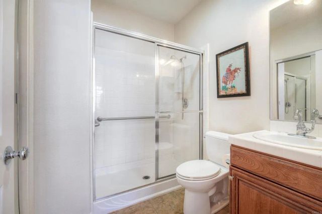 3594 Granite Ct, Carlsbad, CA 92010