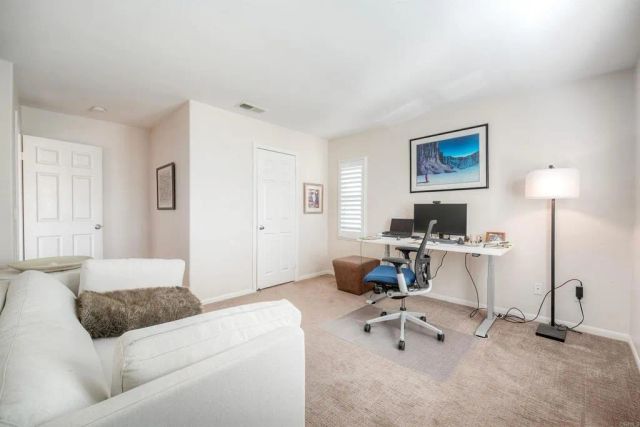 3594 Granite Ct, Carlsbad, CA 92010