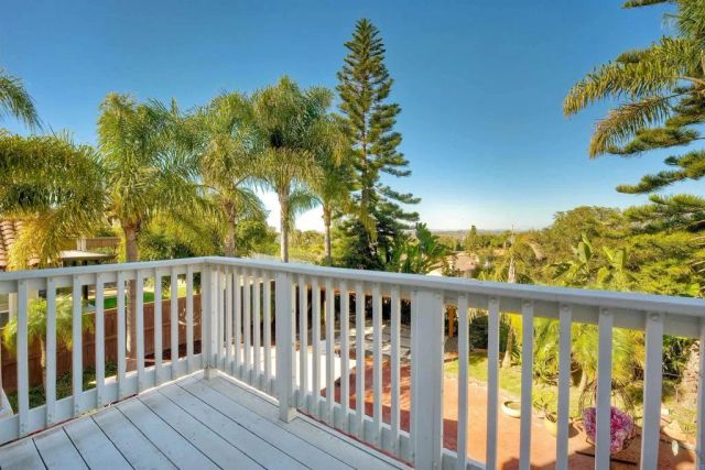 3594 Granite Ct, Carlsbad, CA 92010