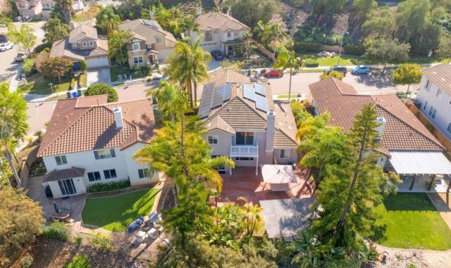 3594 Granite Ct, Carlsbad, CA 92010