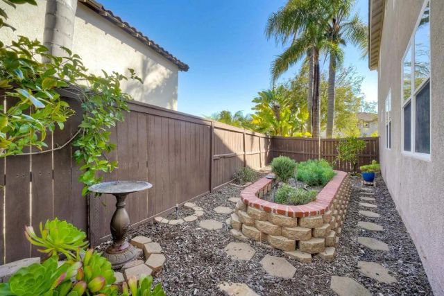 3594 Granite Ct, Carlsbad, CA 92010