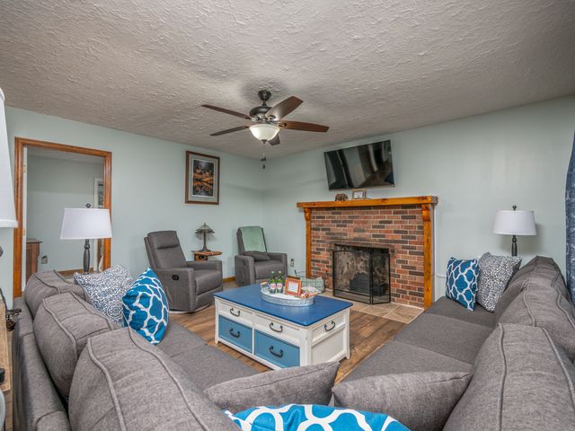 298 Deer Park Drive, Wellington, KY 40387