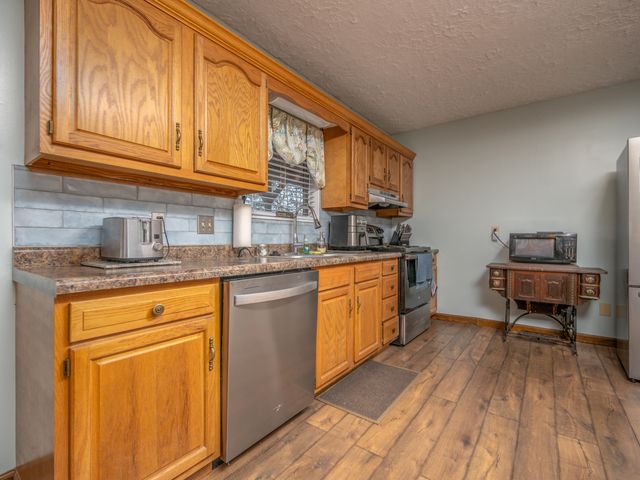 298 Deer Park Drive, Wellington, KY 40387