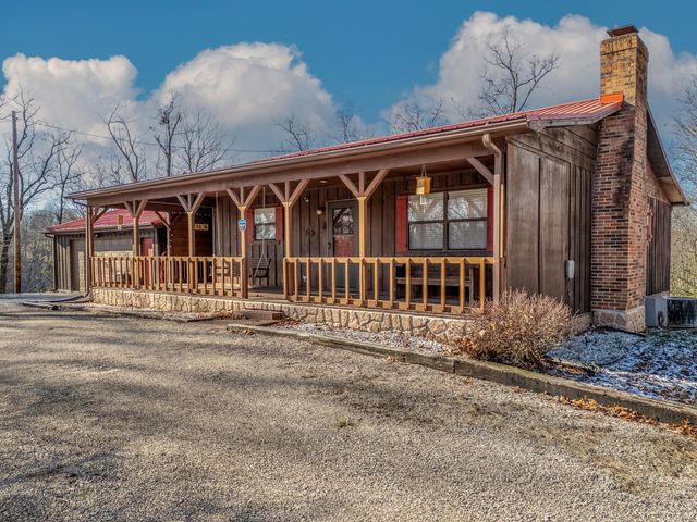 298 Deer Park Drive, Wellington, KY 40387