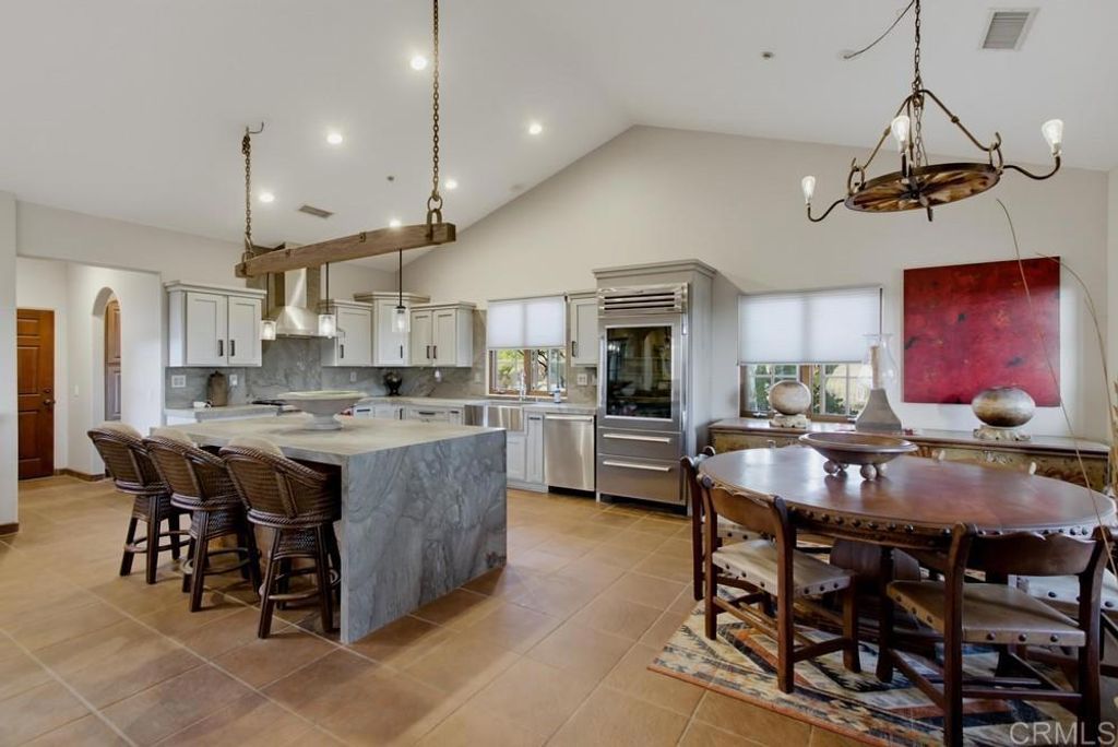 6944 West Lilac, Bonsall, CA 92003 — exterior