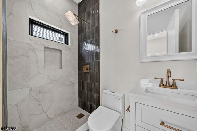 229 East Ln, Clark Twp., NJ 07066
