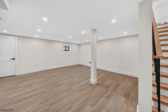 229 East Ln, Clark Twp., NJ 07066