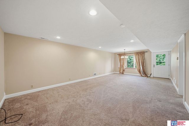 4621 N 176th Street, Lincoln, NE 68527