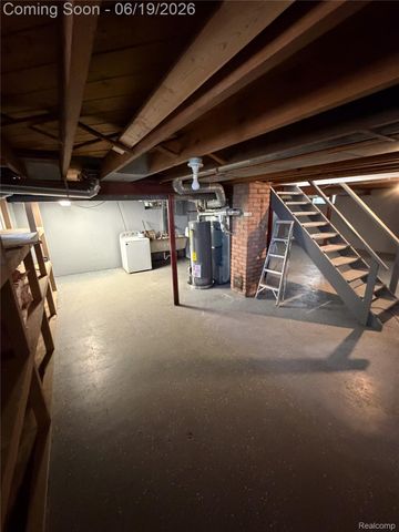 26017 Ronald Street, Roseville, MI 48066