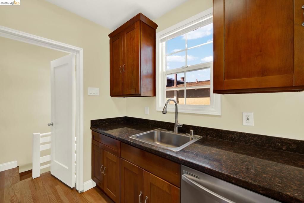 Image 12 of property listing at 1510 67Th Ave, Oakland, CA 94621