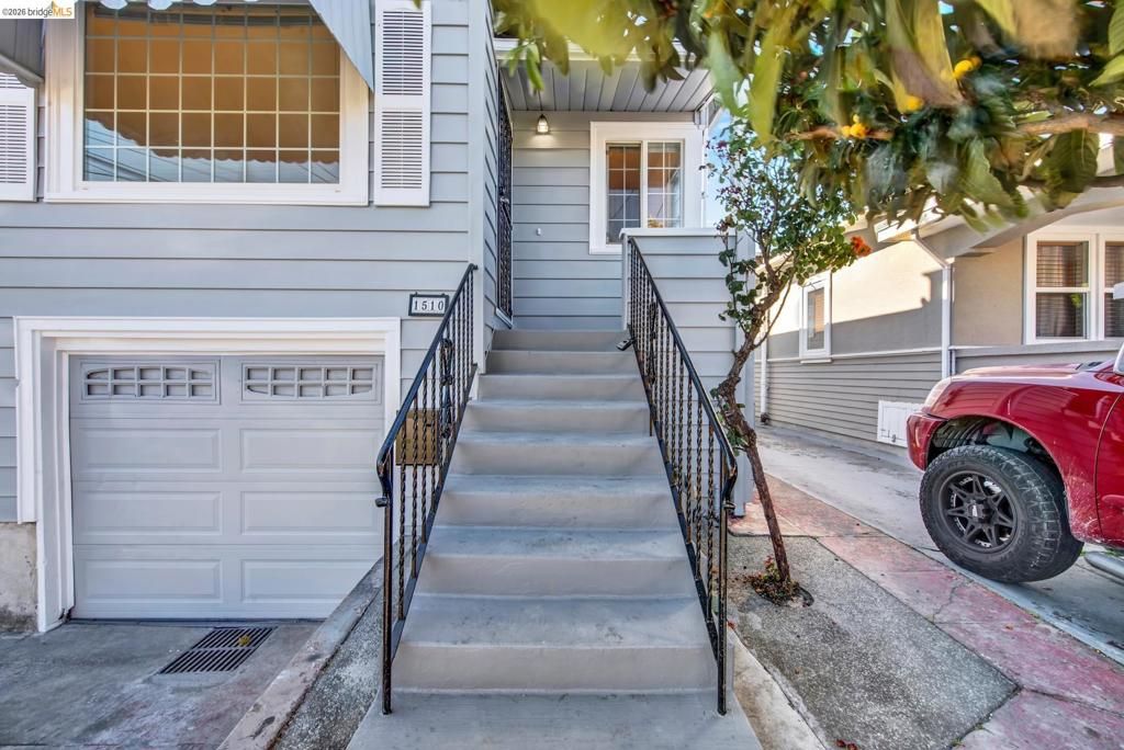 Image 2 of property listing at 1510 67Th Ave, Oakland, CA 94621