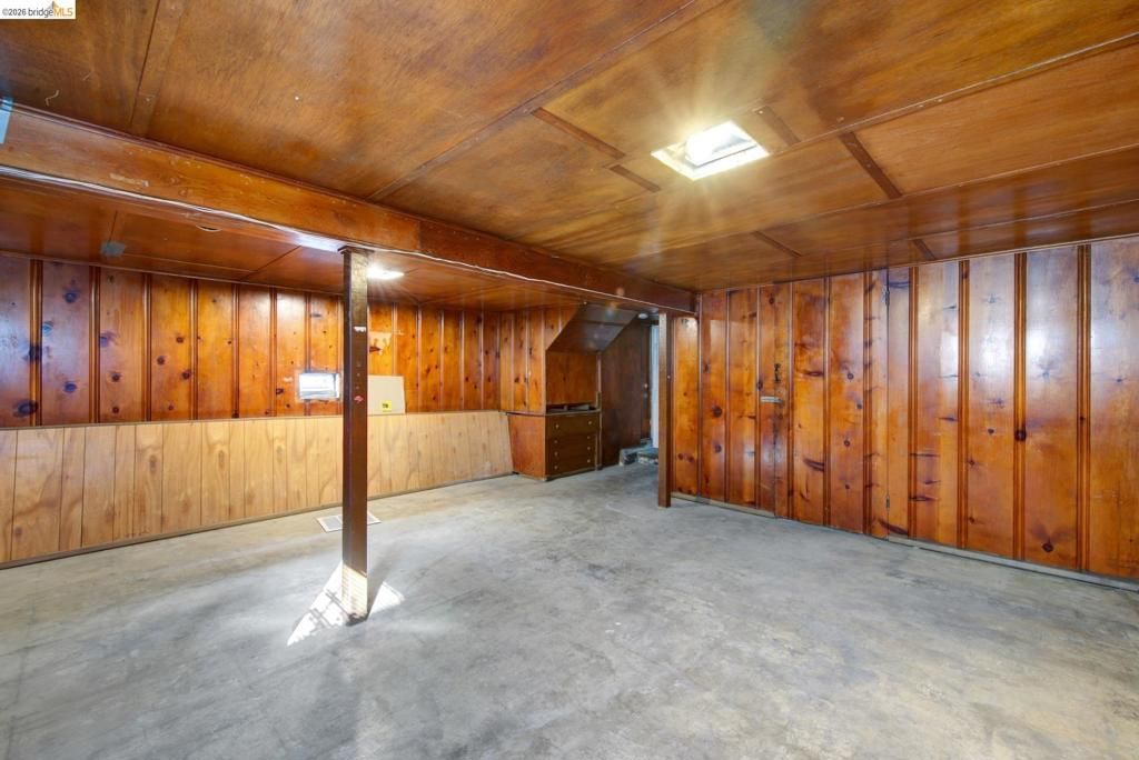 Image 25 of property listing at 1510 67Th Ave, Oakland, CA 94621