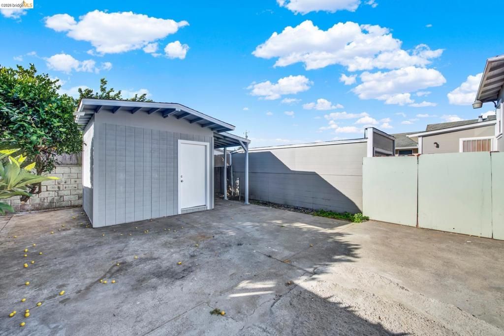 Image 29 of property listing at 1510 67Th Ave, Oakland, CA 94621