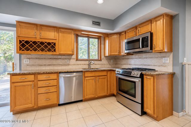 65 Barnegat Boulevard S, Barnegat, NJ 08005