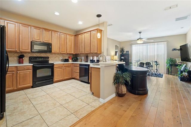 5126 RISHLEY RUN WAY, Mount Dora, FL 32757