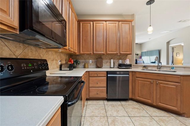 5126 RISHLEY RUN WAY, Mount Dora, FL 32757