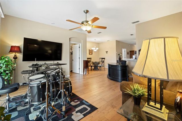 5126 RISHLEY RUN WAY, Mount Dora, FL 32757