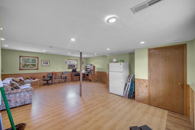 151 S State Road 2, Valparaiso, IN 46385