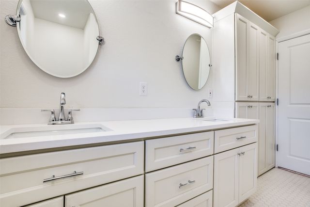 4117 Bilglade Road, Fort Worth, TX 76109