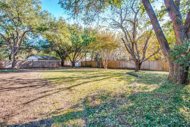4117 Bilglade Road, Fort Worth, TX 76109