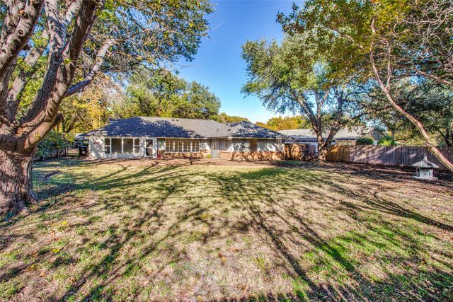 4117 Bilglade Road, Fort Worth, TX 76109