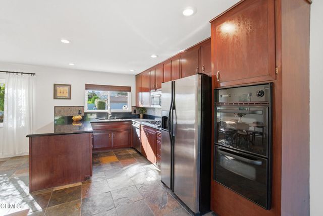 180 Cathy Drive, Newbury Park, CA 91320