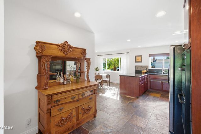 180 Cathy Drive, Newbury Park, CA 91320