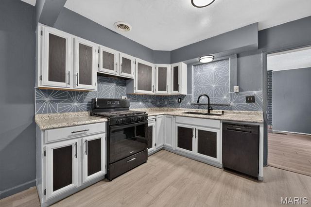 30 Jendale Court Court, Jennings, MO 63136