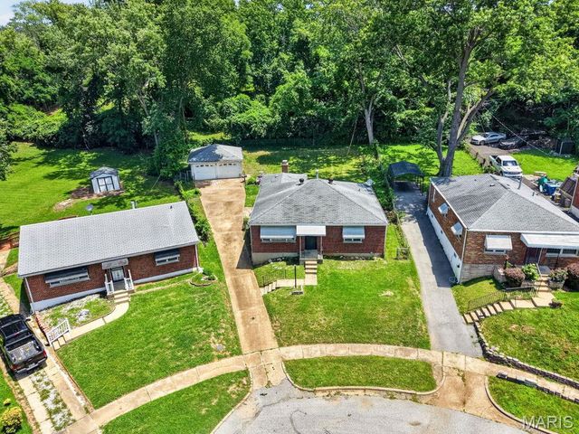 30 Jendale Court Court, Jennings, MO 63136