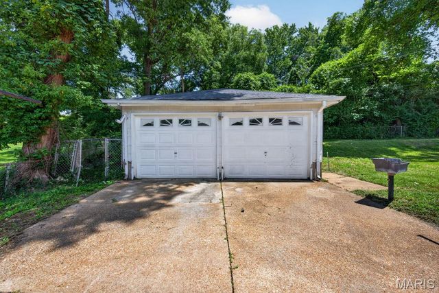 30 Jendale Court Court, Jennings, MO 63136