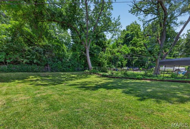 30 Jendale Court Court, Jennings, MO 63136