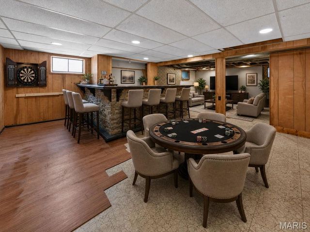30 Jendale Court, Jennings, MO 63136