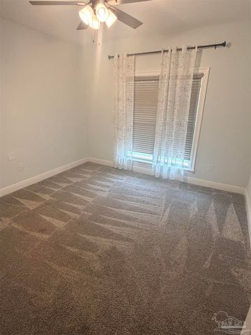 1506 Durant Ln, Cantonment, FL 32533