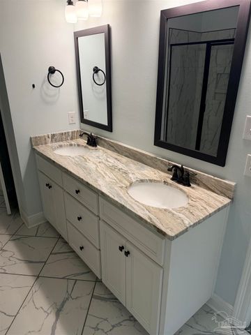 1506 Durant Ln, Cantonment, FL 32533