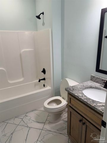 1506 Durant Ln, Cantonment, FL 32533