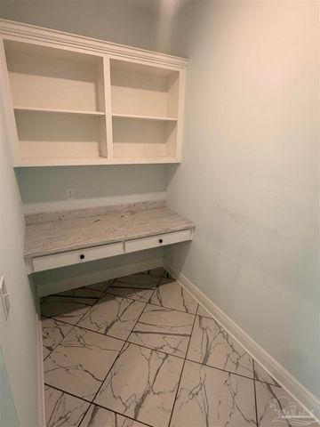 1506 Durant Ln, Cantonment, FL 32533