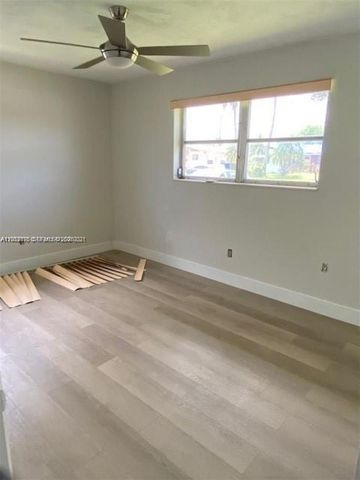 8691 NW 16th St, Pembroke Pines, FL 33024
